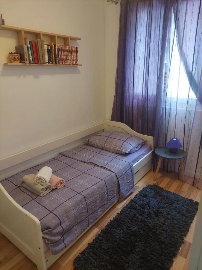 Apartman Katarina Apartment Cres Bagian luar foto